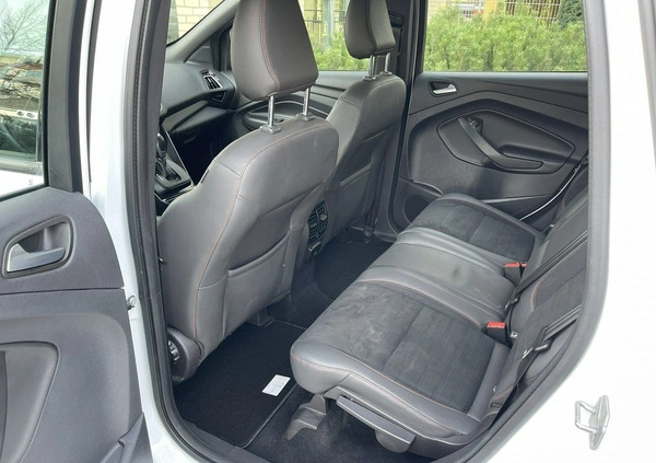 Ford Kuga cena 65900 przebieg: 213000, rok produkcji 2019 z Pilzno małe 631